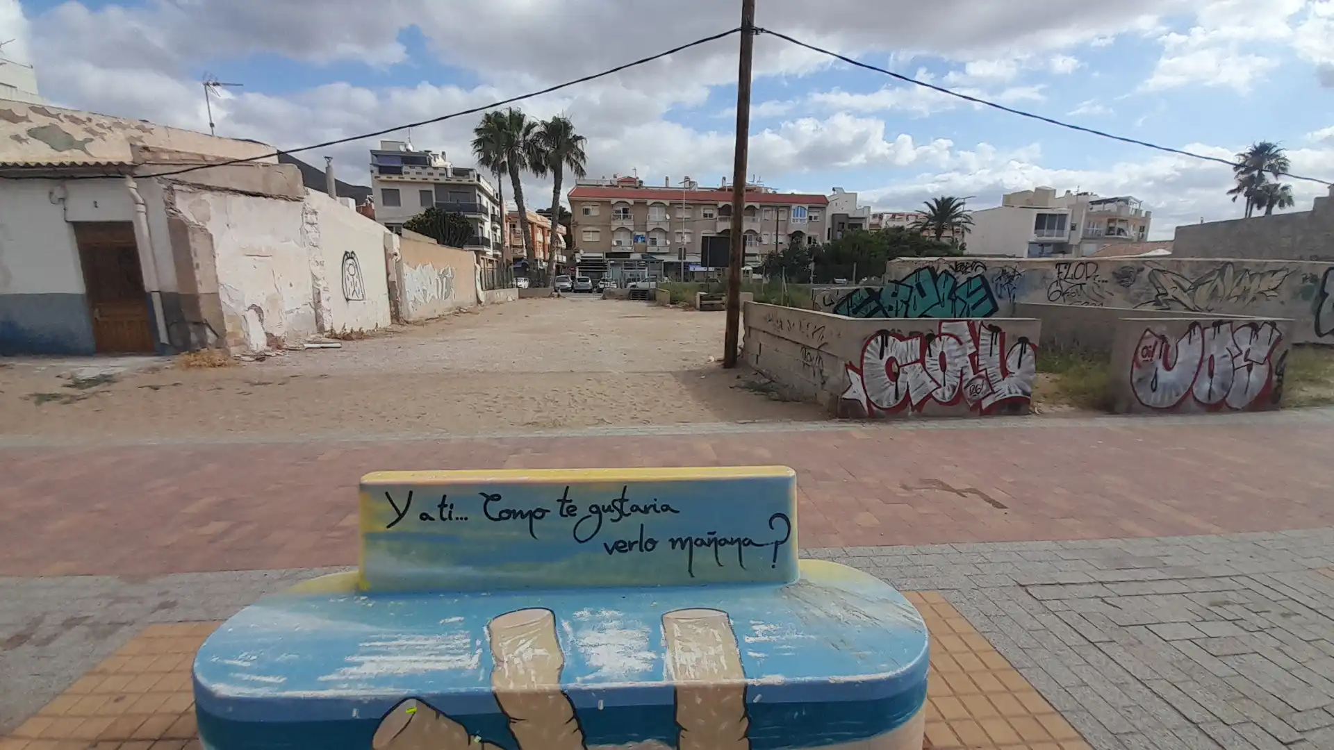 Vista exterior de Casa adosada en venda en Mazarrón amb Aire condicionat i Balcó