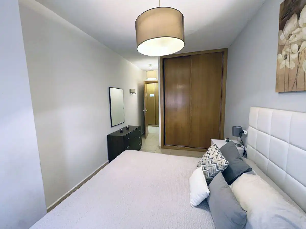 Habitación de Apartamento en venta en Llanes con Calefacción, Terraza y Trastero