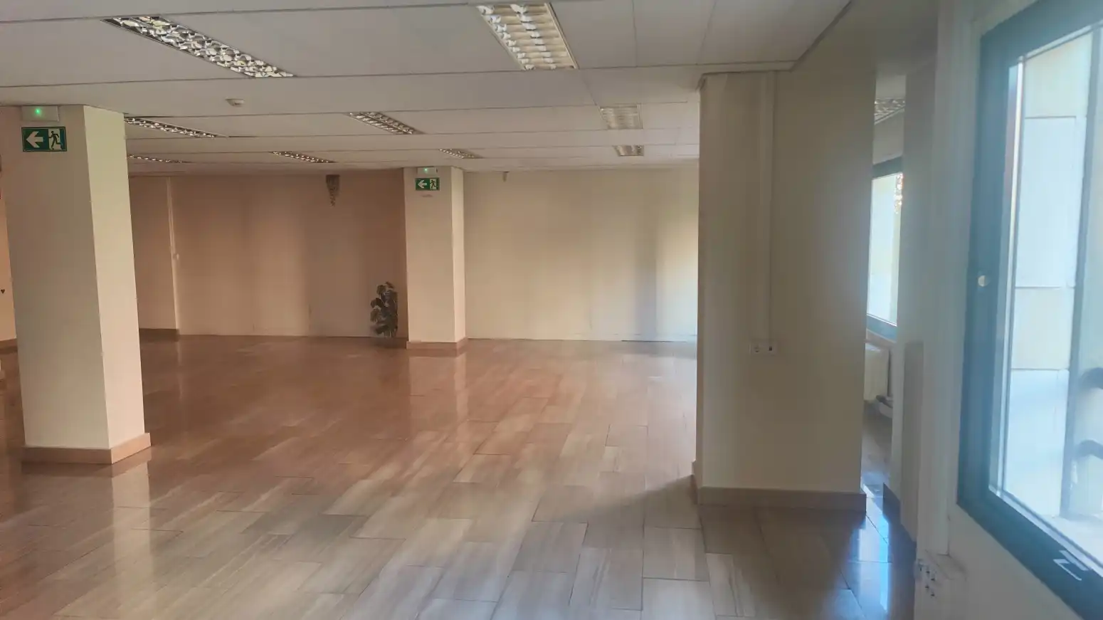 Büro zur Miete in IRUNLARREA 13. Pamplona-Iruña, 13, Mendebaldea - Ermitagaña