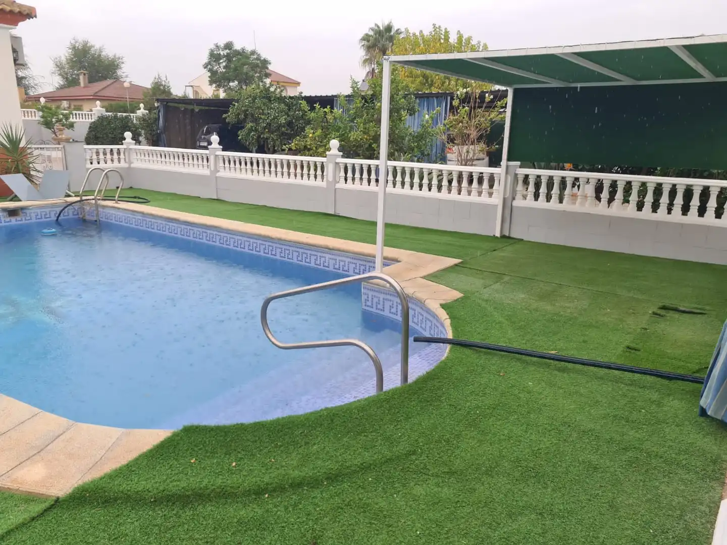 Swimming pool of Houses for sale in Córdoba  with Air Conditioner, Heating and Private garden