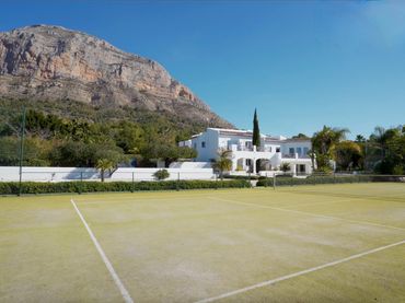 Chalet con piscina en venta en Montgó - Ermita