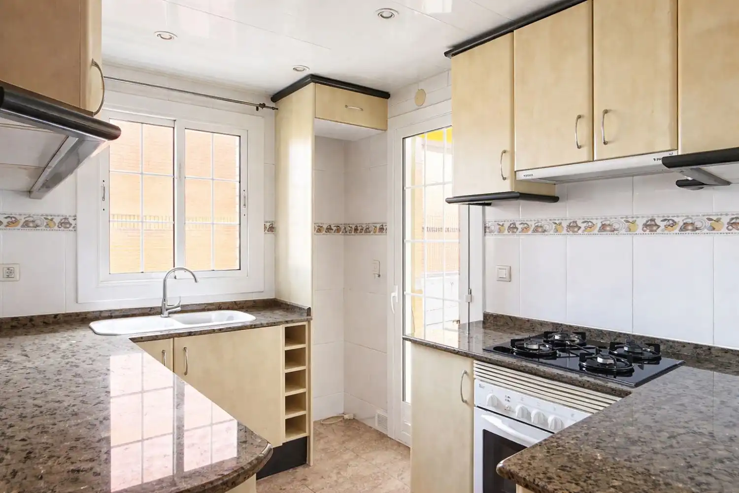 Appartement avec terrasse à vendre à Marianao, imagen 23