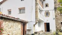 Vista exterior de Casa o xalet en venda en Guriezo amb Calefacció, Jardí privat i Terrassa