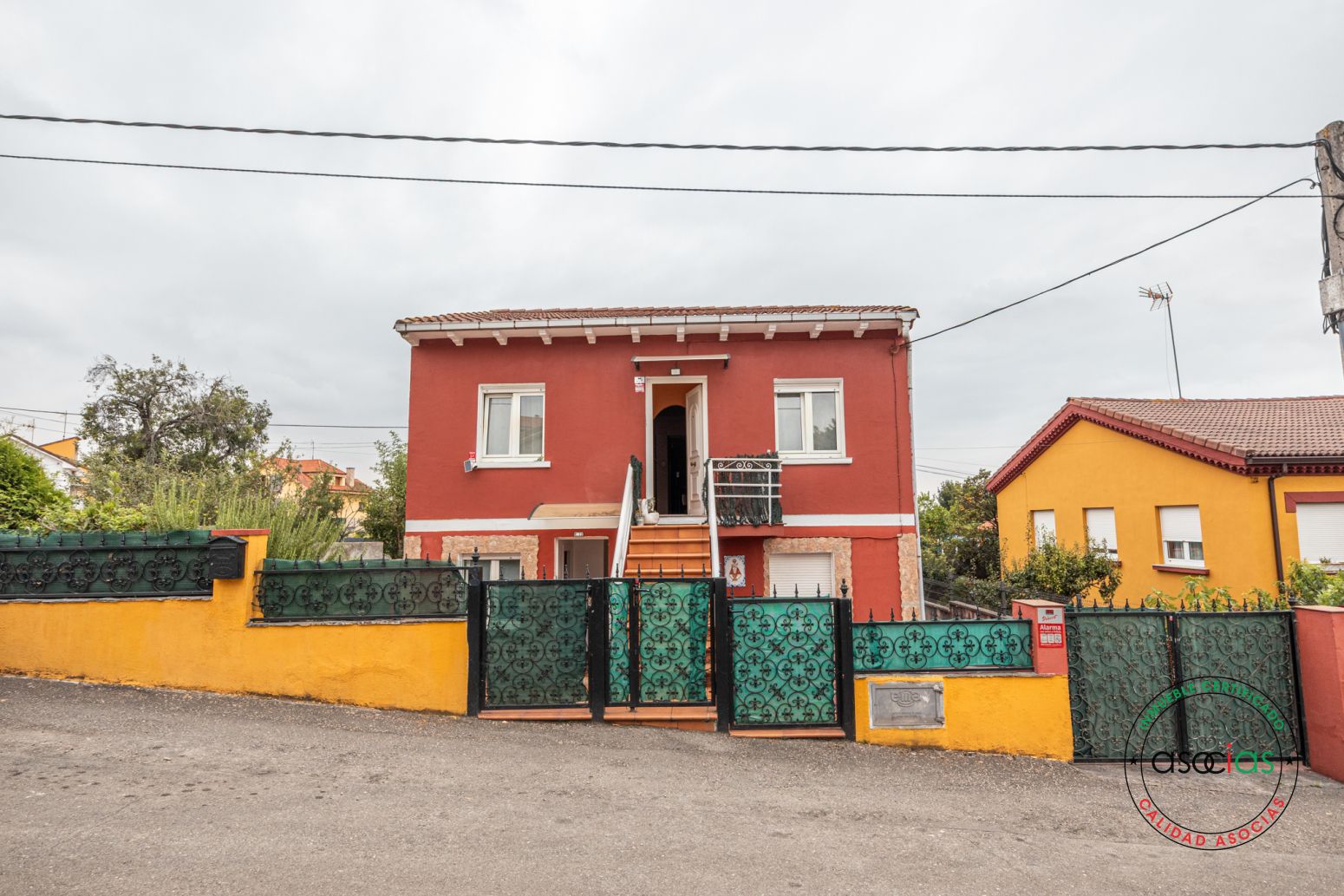 Exterior view of House or chalet for sale in Gijón   with Heating and Private garden