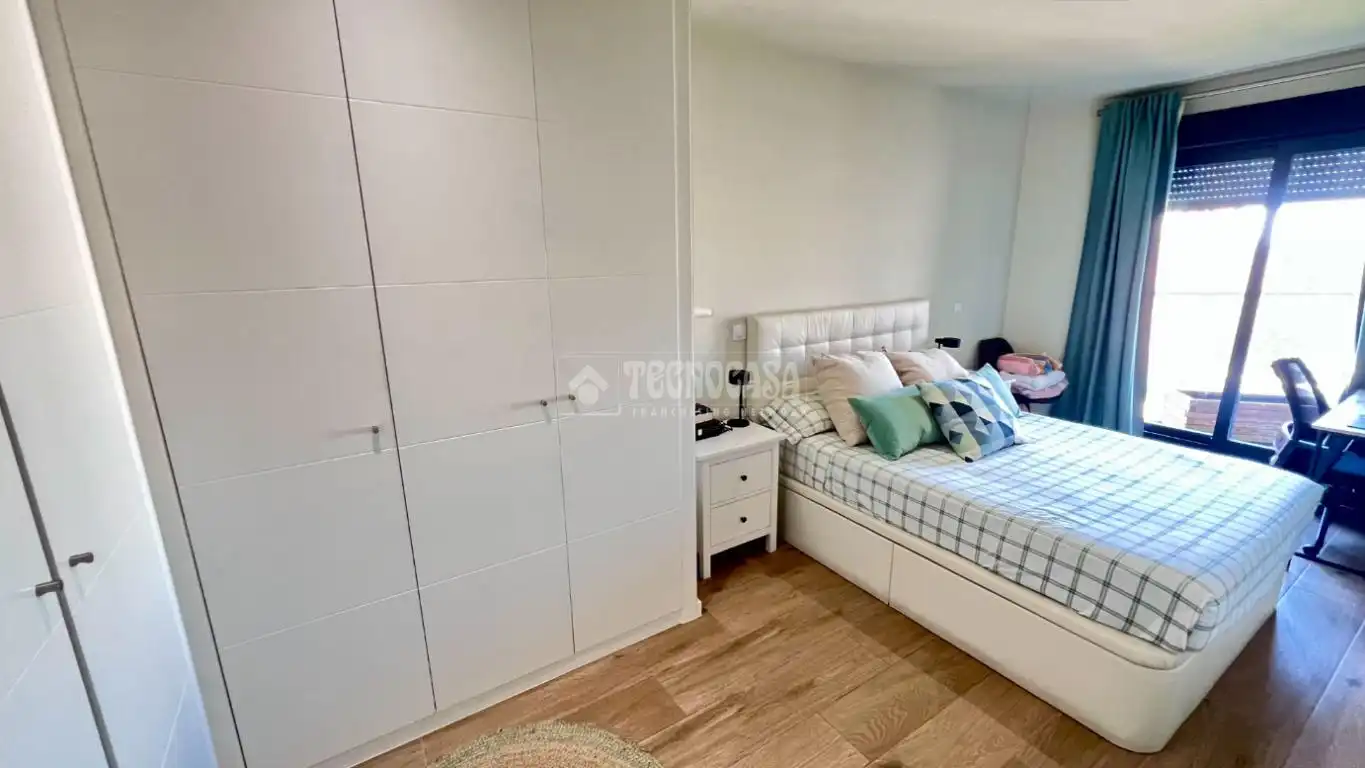 Bedroom of Flat for sale in Alcalá de Henares  with Air Conditioner, Heating and Terrace