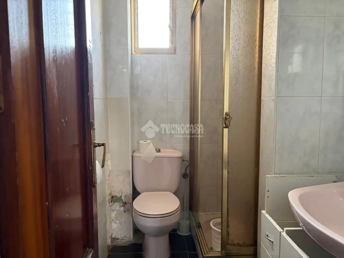 Bany de Pis en venda en Sevilla