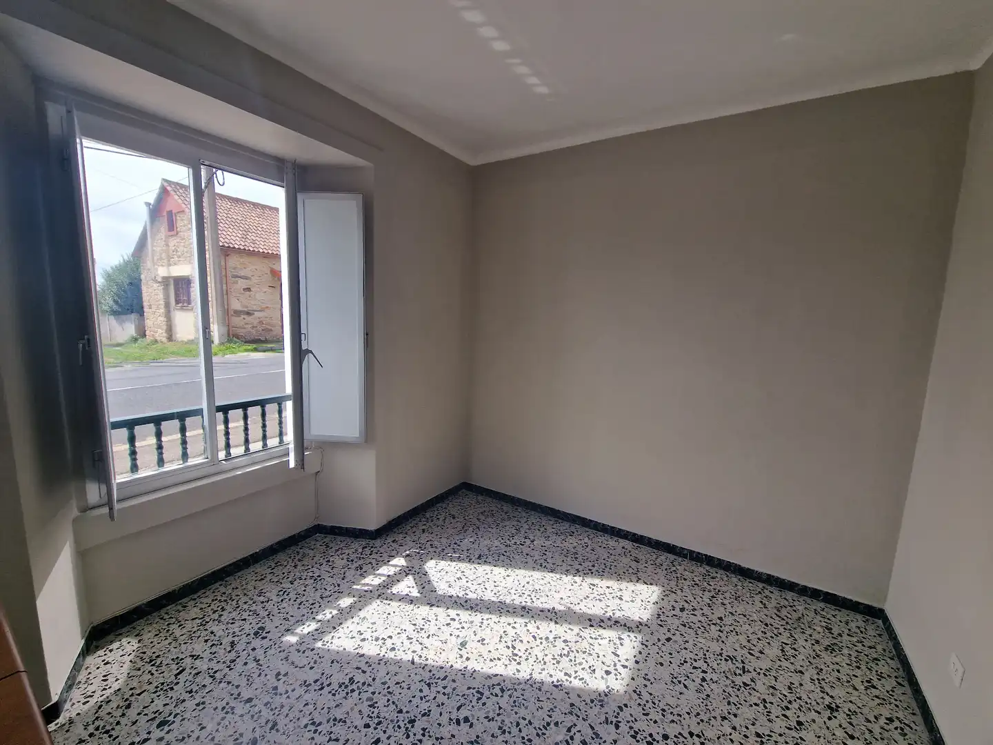 Detached house with garden for sale in Área Rural, imagen 34