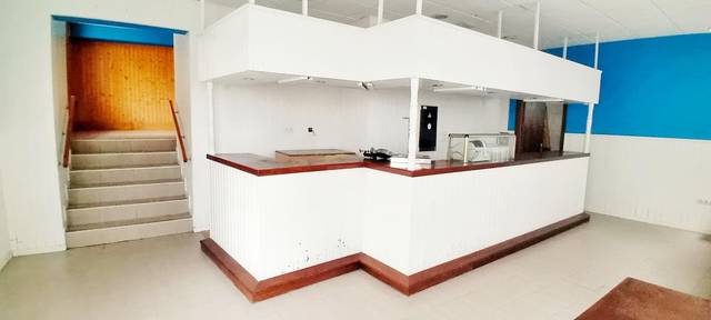 Planta baja en Venta en Calle del Comercio en Castropol