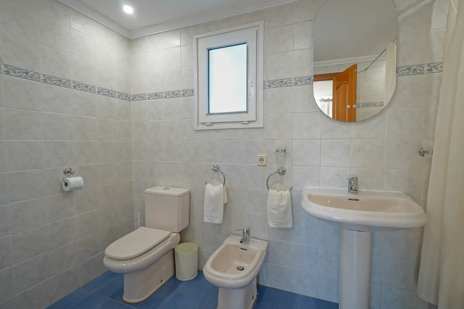 Baño de Casa adosada en venta en Jávea / Xàbia con Aire acondicionado, Calefacción y Jardín privado