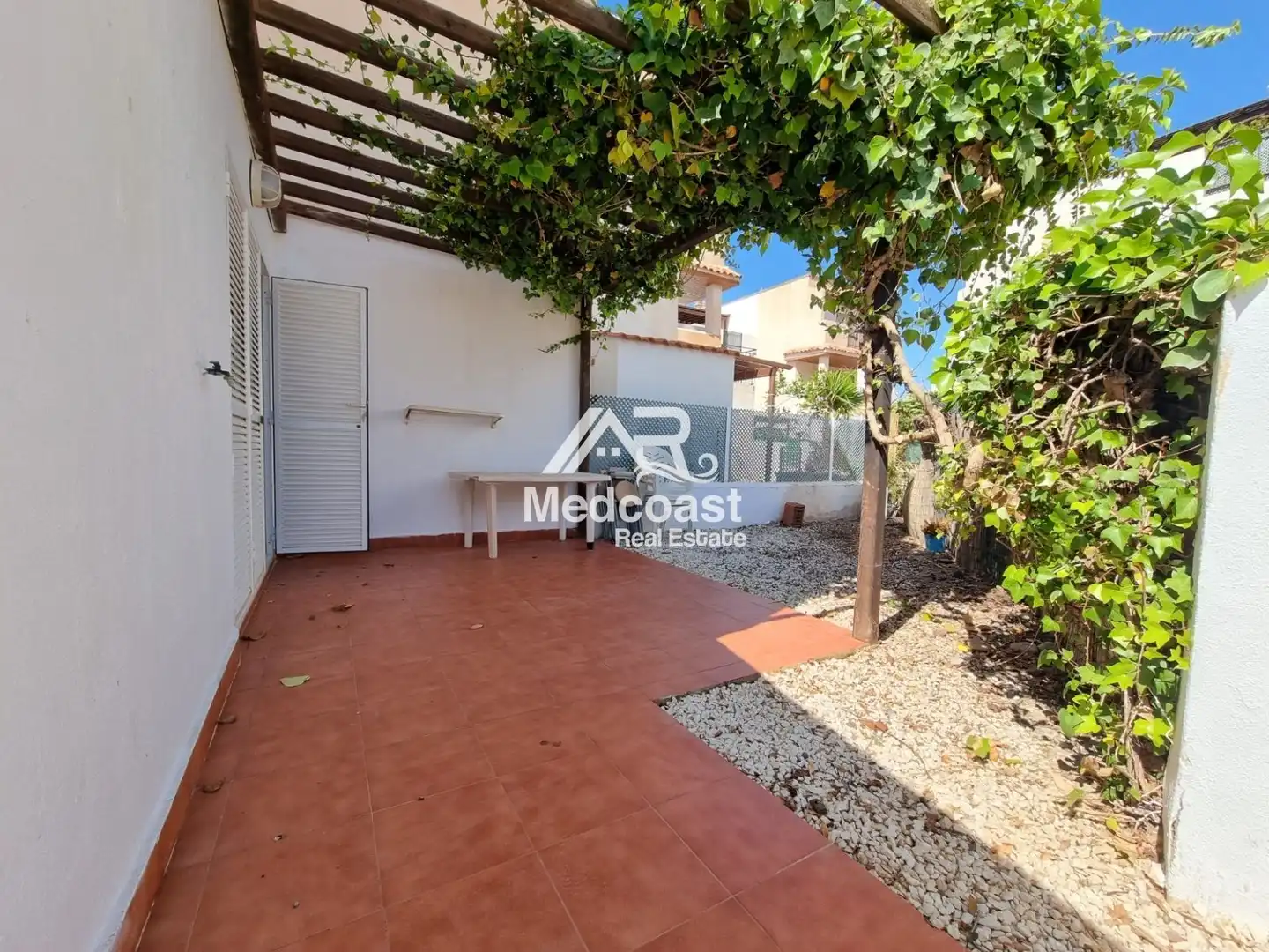 Terraza de Piso de alquiler en Vera con Terraza, Piscina y Amueblado