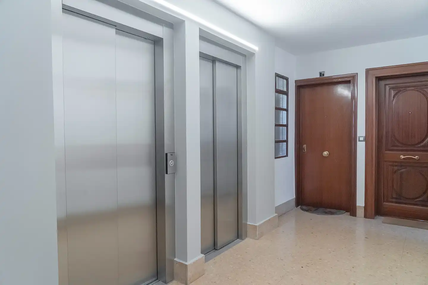 Appartamento con ascensore in vendita a Avenida Comercial, imagen 4
