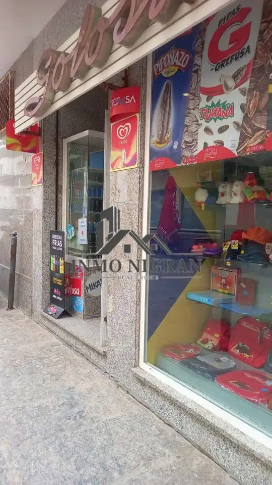 Locale commerciale in affitto a Rúa Arco Visigótico, imagen 2