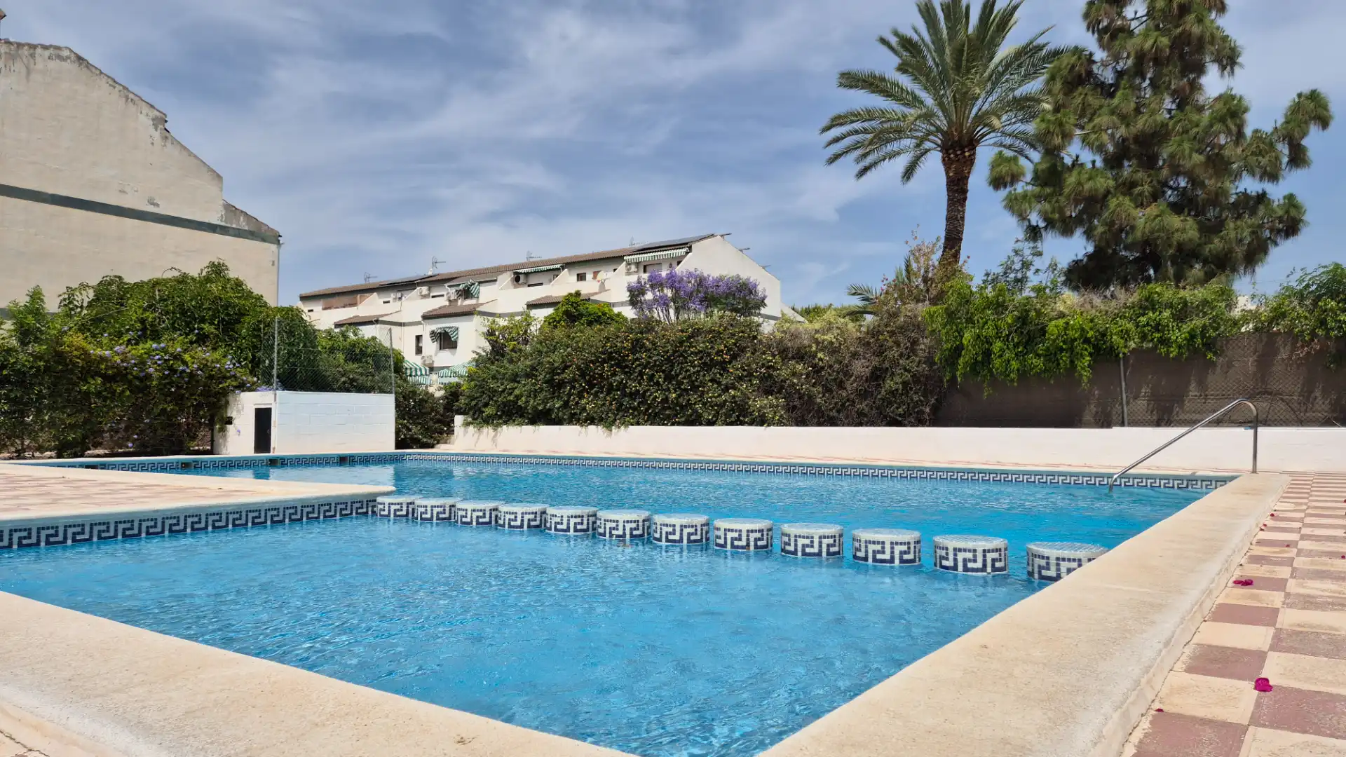 Swimming pool of Detached homes for sale in Elche / Elx  with Air Conditioner, Heating and Terrace