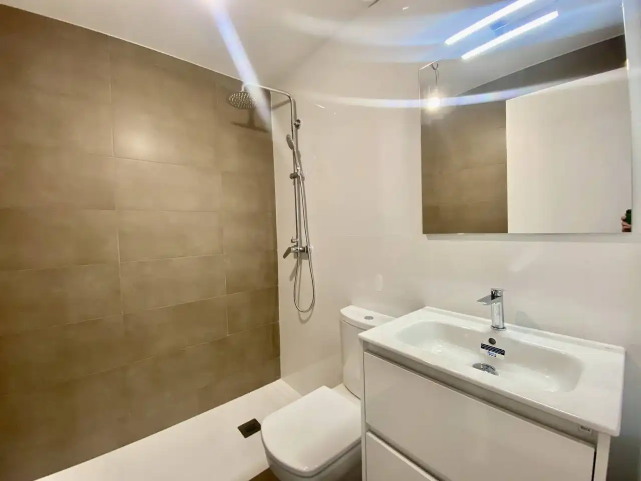 Bathroom of Flat for sale in Olot  with Heating, Storage room and Alarm