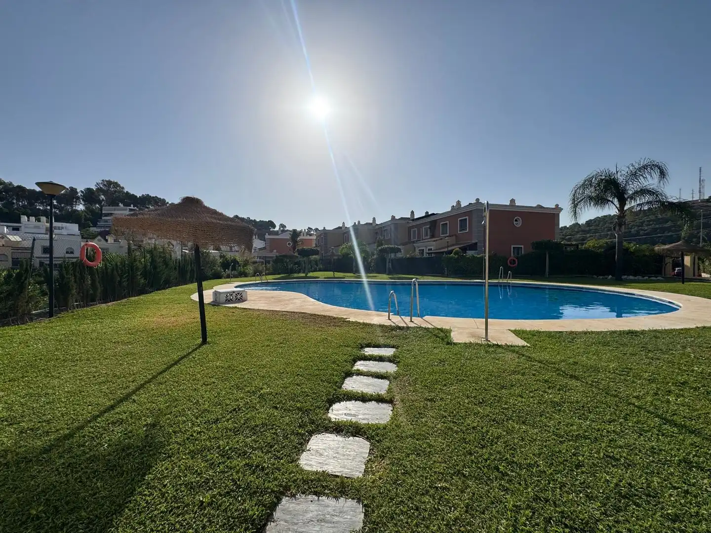 Pis amb piscina en venda a Centro