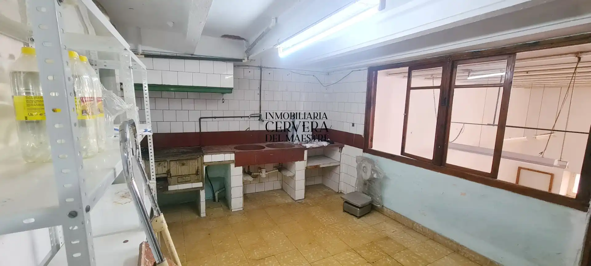 Cocina de Casa adosada en venta en Cervera del Maestre