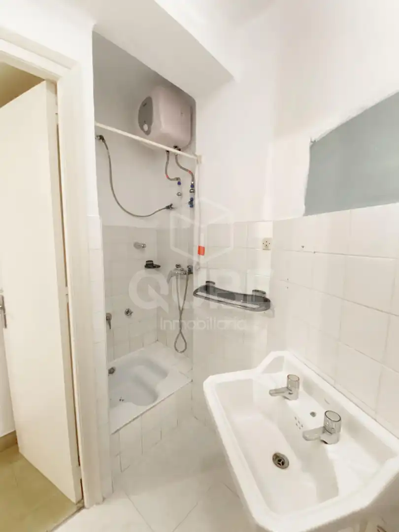 Bathroom of Flat for sale in Málaga