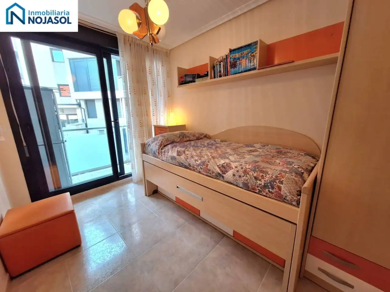 Schlafzimmer von Wohnungen zur Miete in Noja mit Heizung, Privatgarten und Terrasse