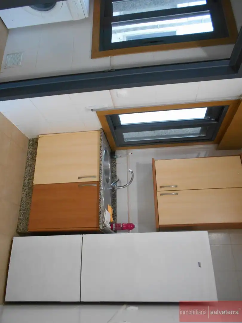 Cocina de Ático en venta en Salvaterra de Miño con Calefacción, Terraza y Trastero