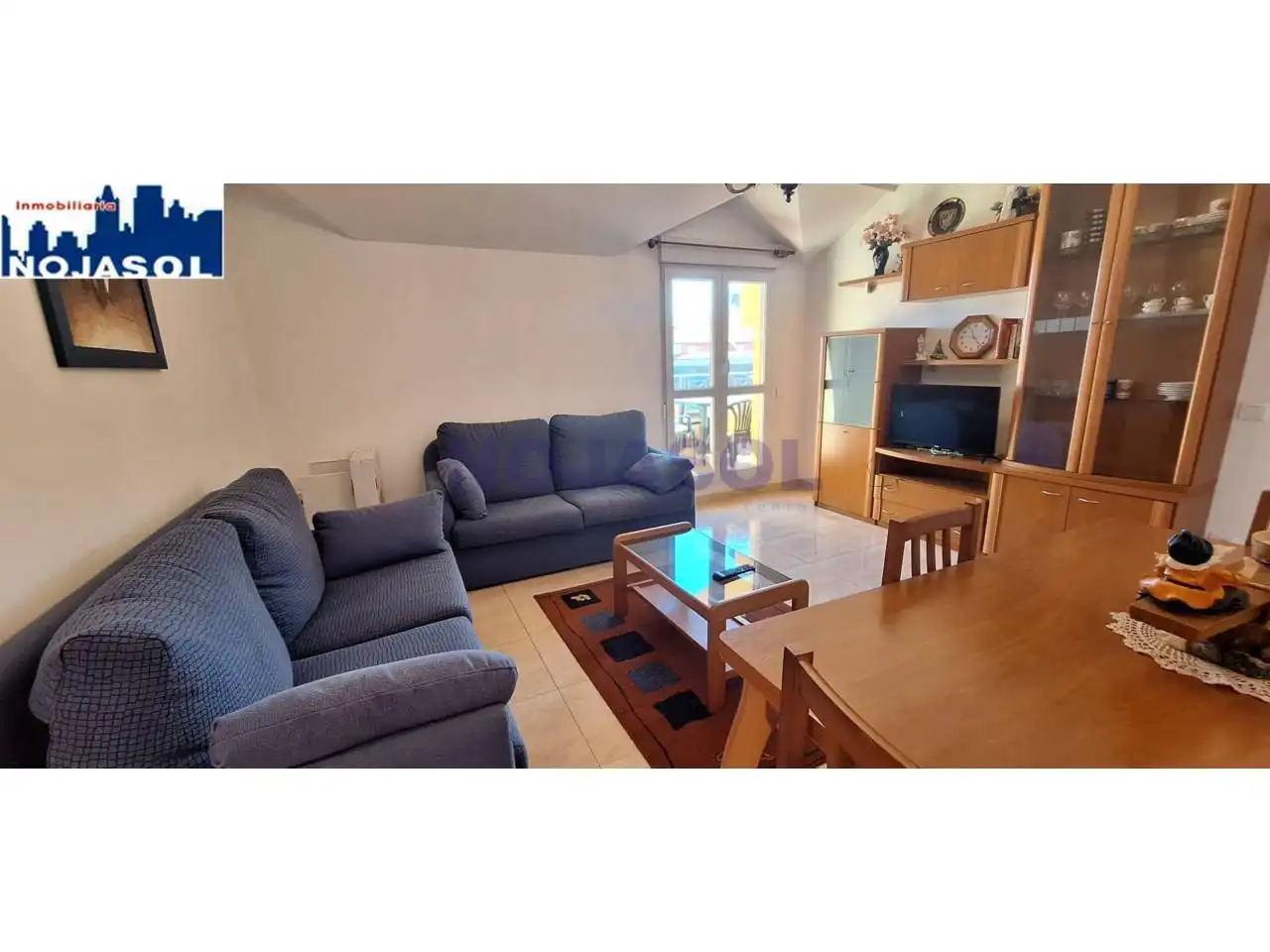 Wohnzimmer von Dachboden zur Miete in Noja mit Heizung, Terrasse und Möbliert