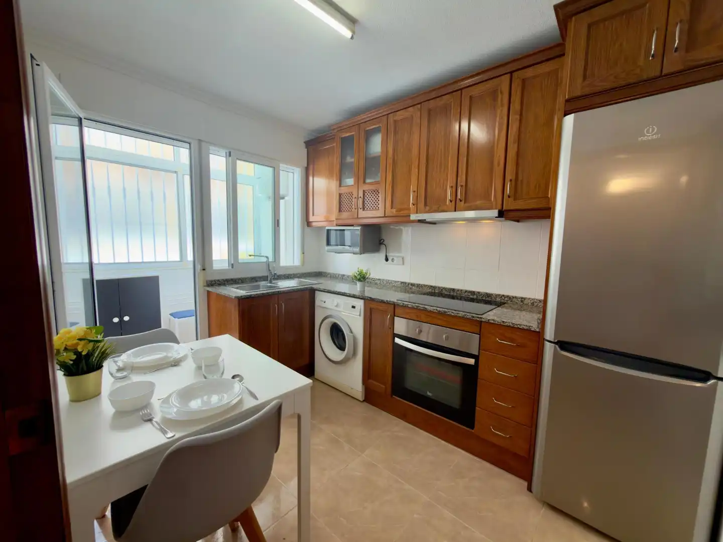 Casa aparellada amb terrassa en venda a Avenida Avenida Cuenca, imagen 13