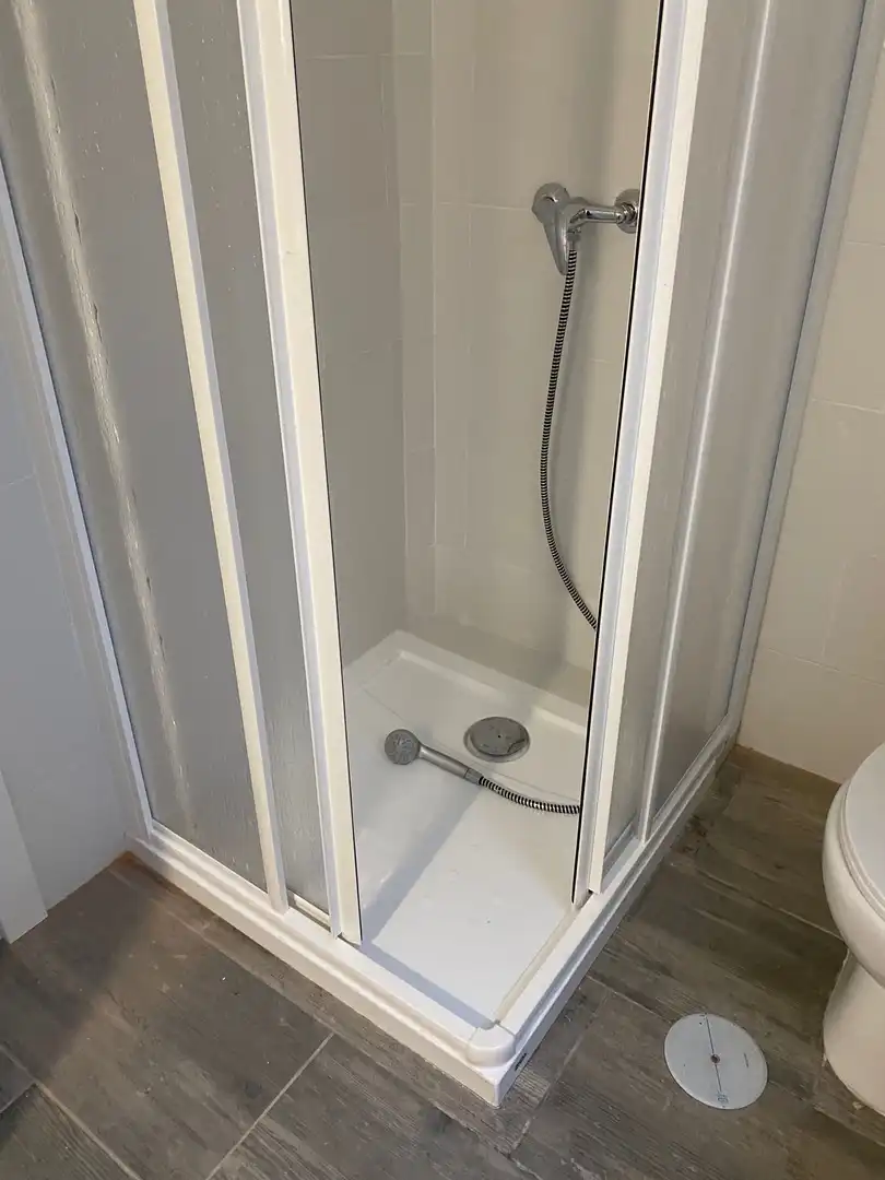 Baño de Piso de alquiler en San Juan de Aznalfarache con Terraza