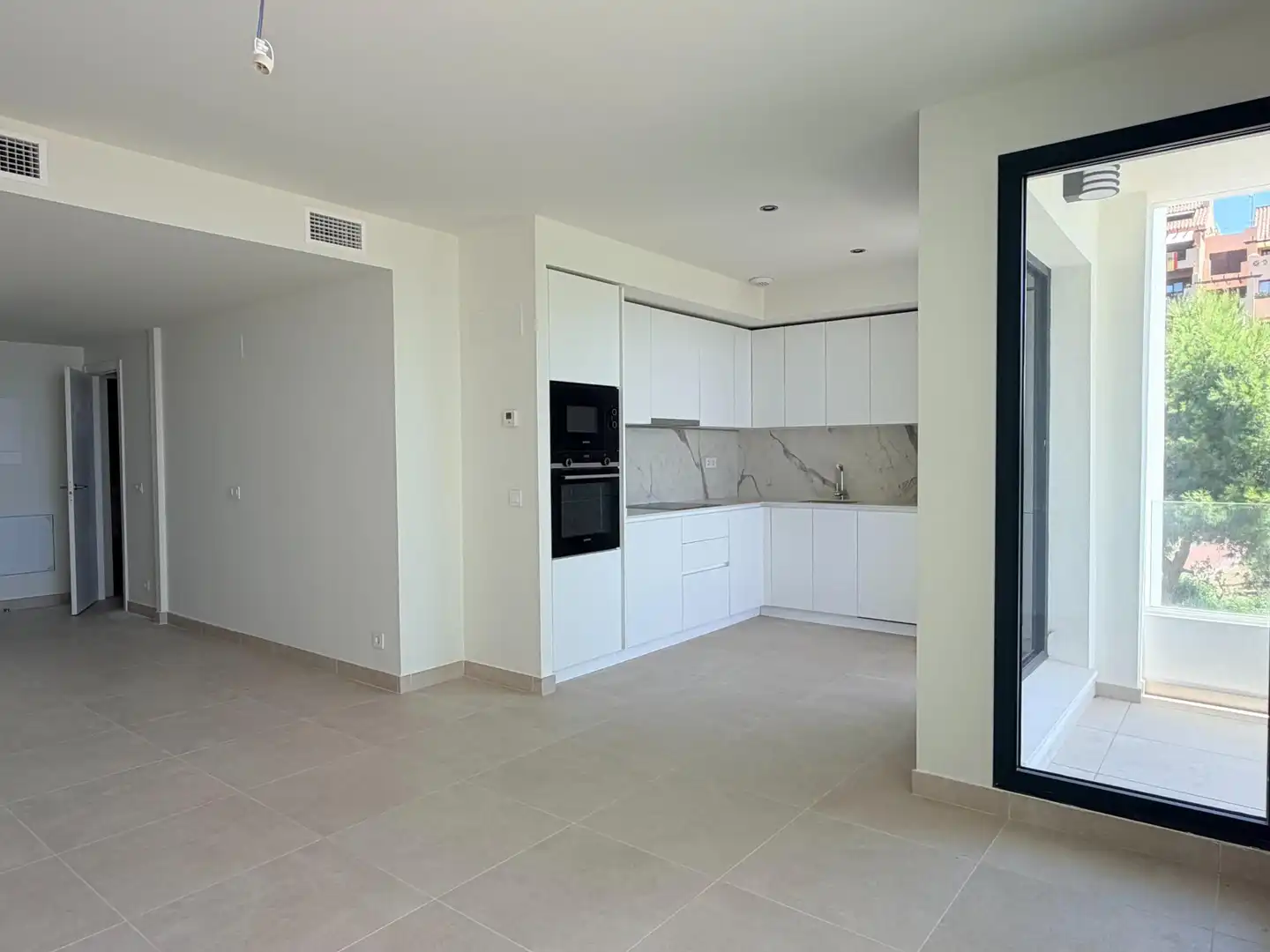 Piso con piscina en venta en Avenida Rocas Blancas 14, imagen 16
