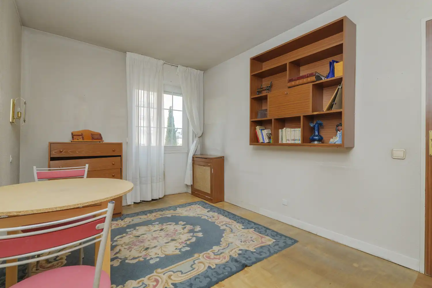 Habitación de Piso en venta en Madrid con Calefacción y Terraza