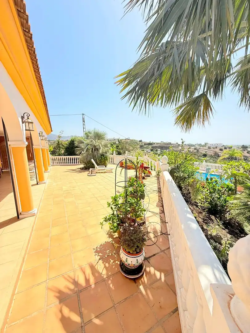 Villa con giardino in vendita a algarrobo LAS ARENAS, imagen 5