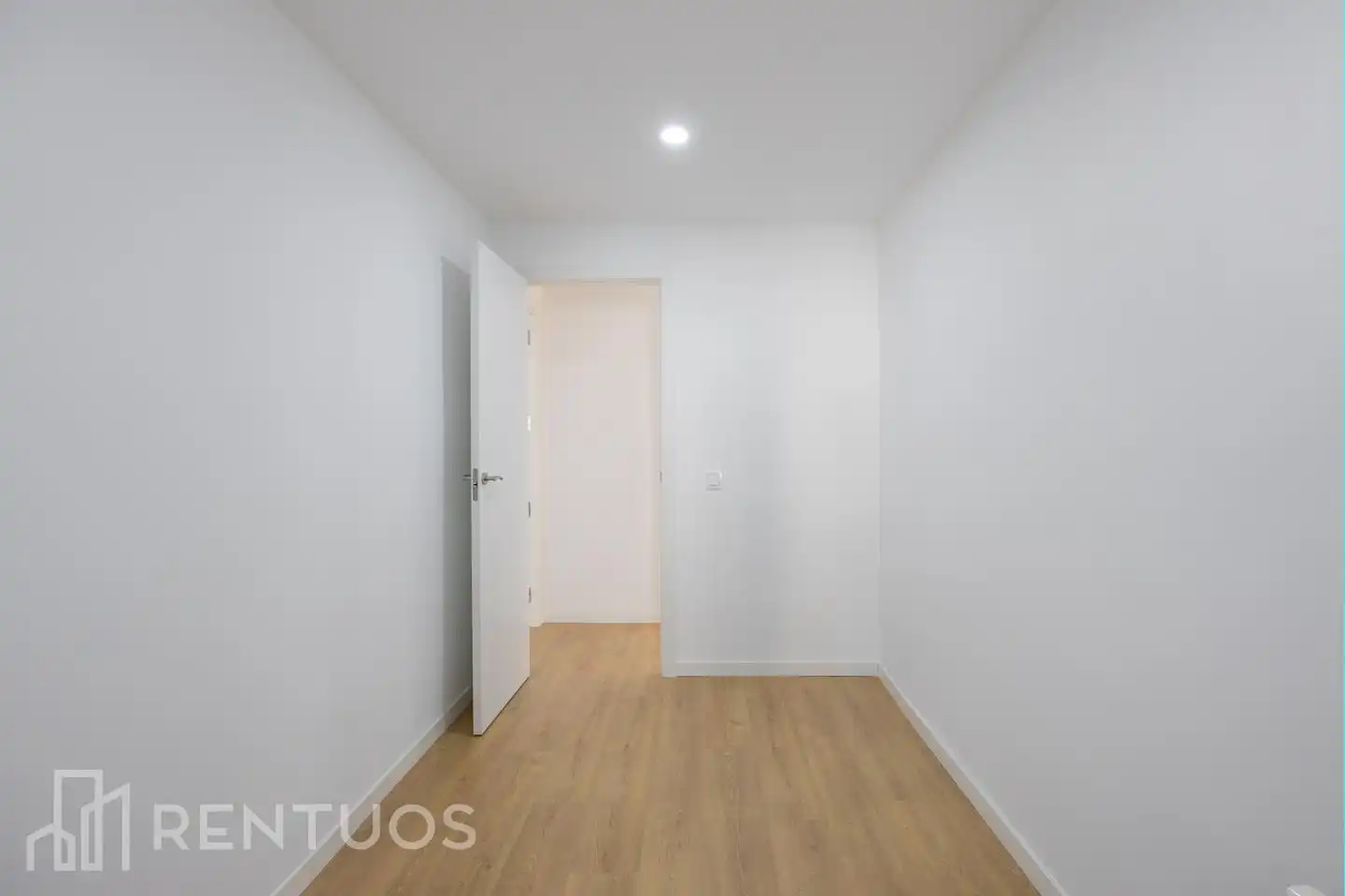 Dormitori de Pis de lloguer en Latina