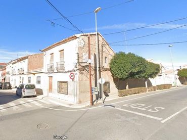 Chalet en venta en El Pinós / Pinoso