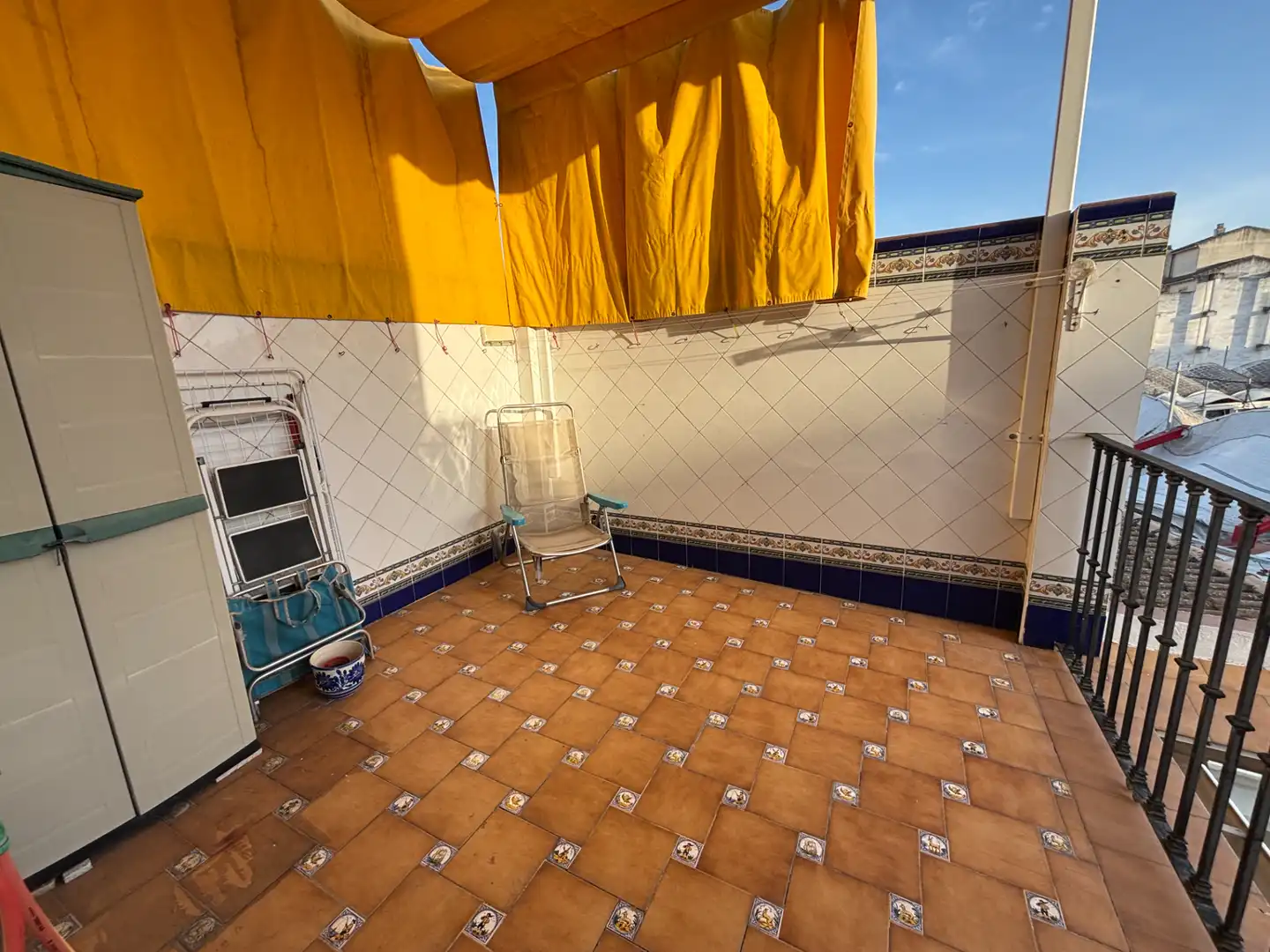 Terrasse von Wohnung zum Verkauf in Andújar mit Klimaanlage, Terrasse und Möbliert