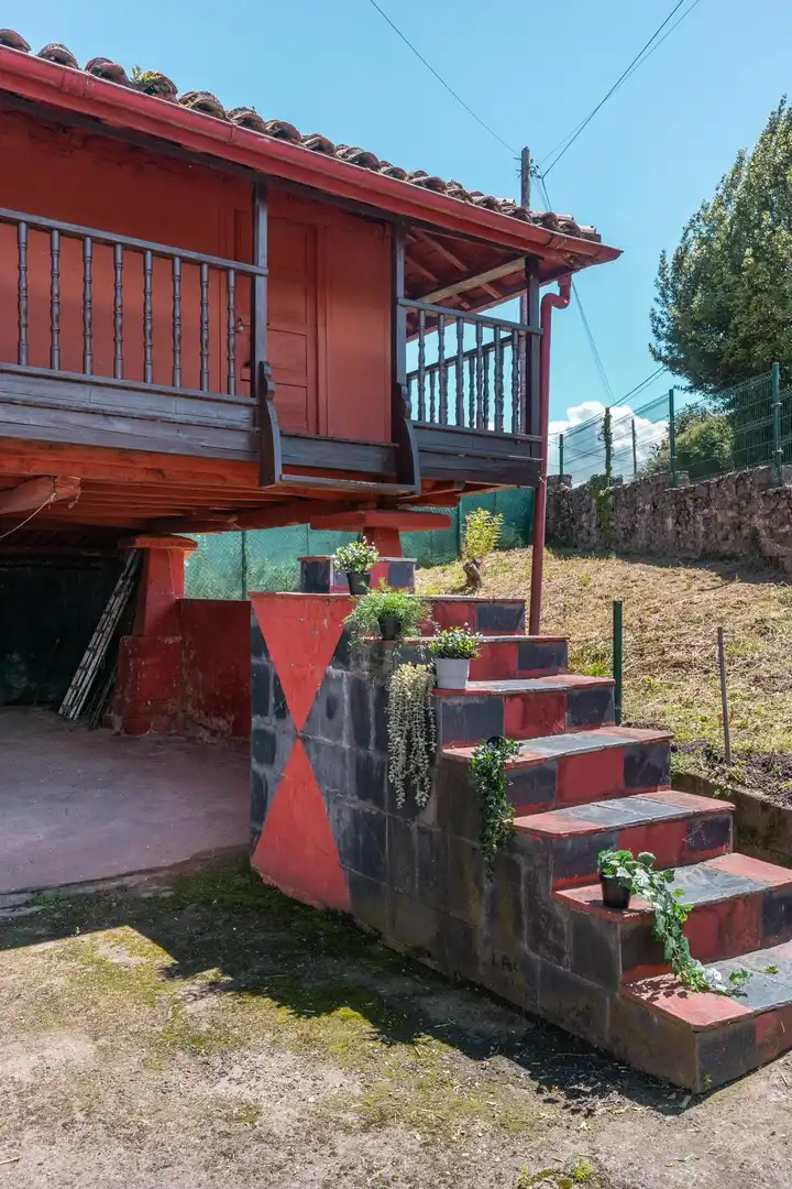 Vista exterior de Casa o xalet en venda en Gijón  amb Calefacció, Jardí privat i Traster