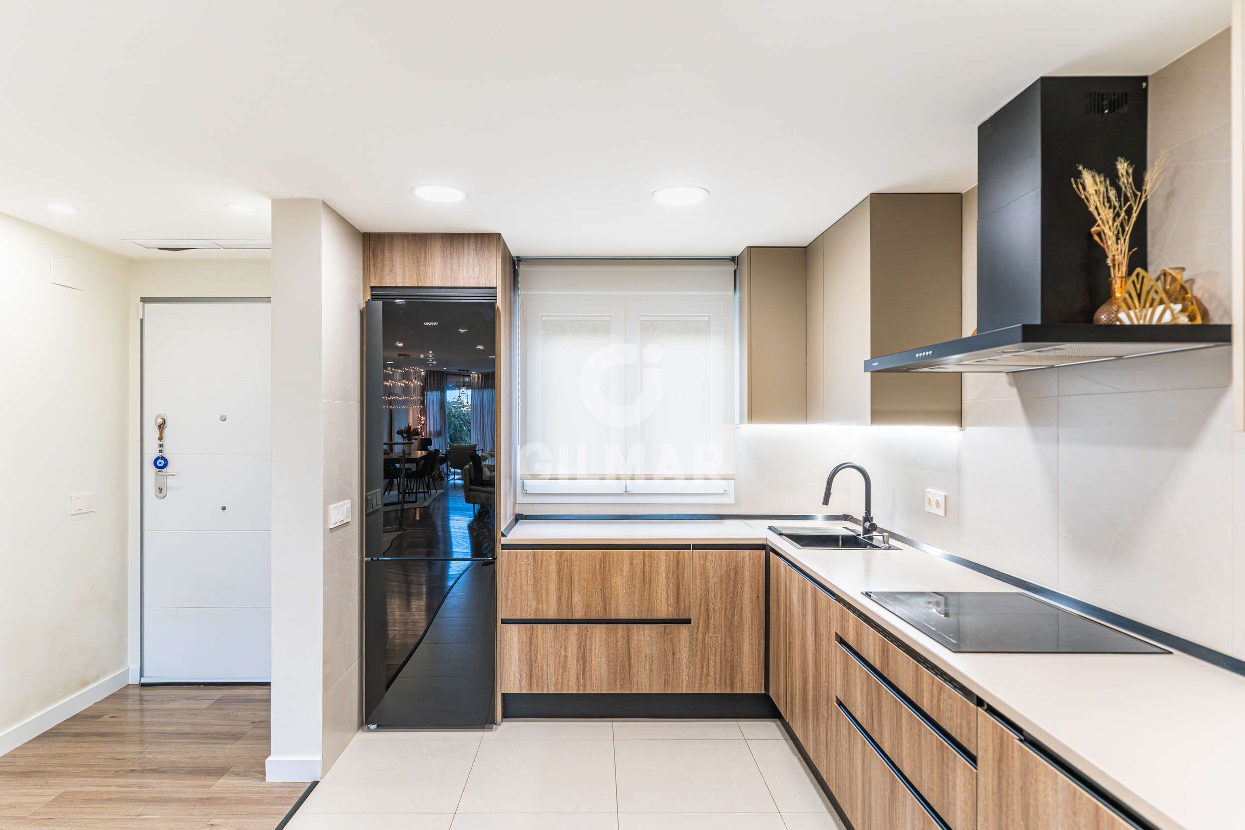 Cuina de Casa adosada en venda en Pozuelo de Alarcón amb Calefacció, Jardí privat i Piscina