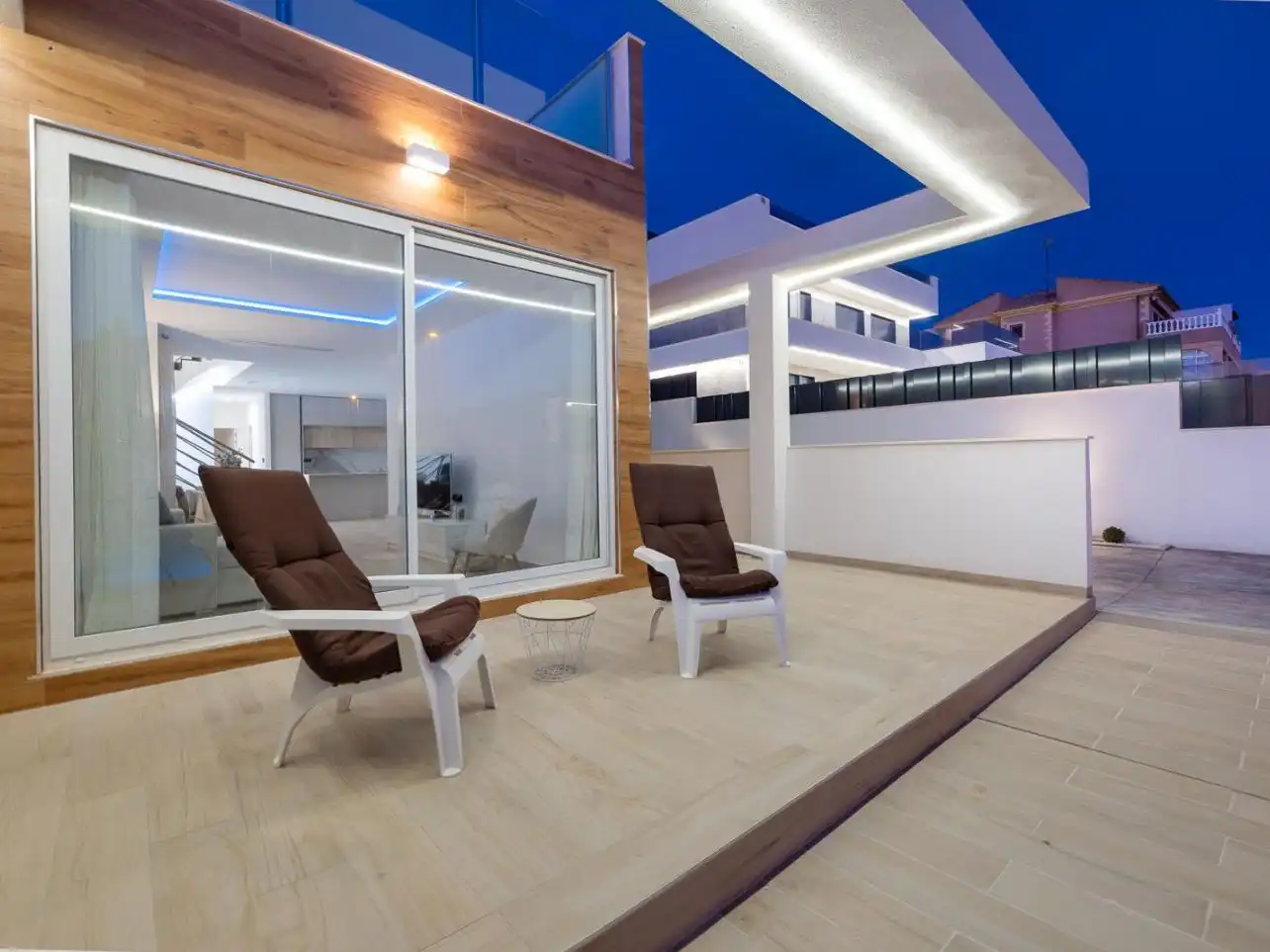Villa con piscina in vendita a avenida del sur 23, imagen 4