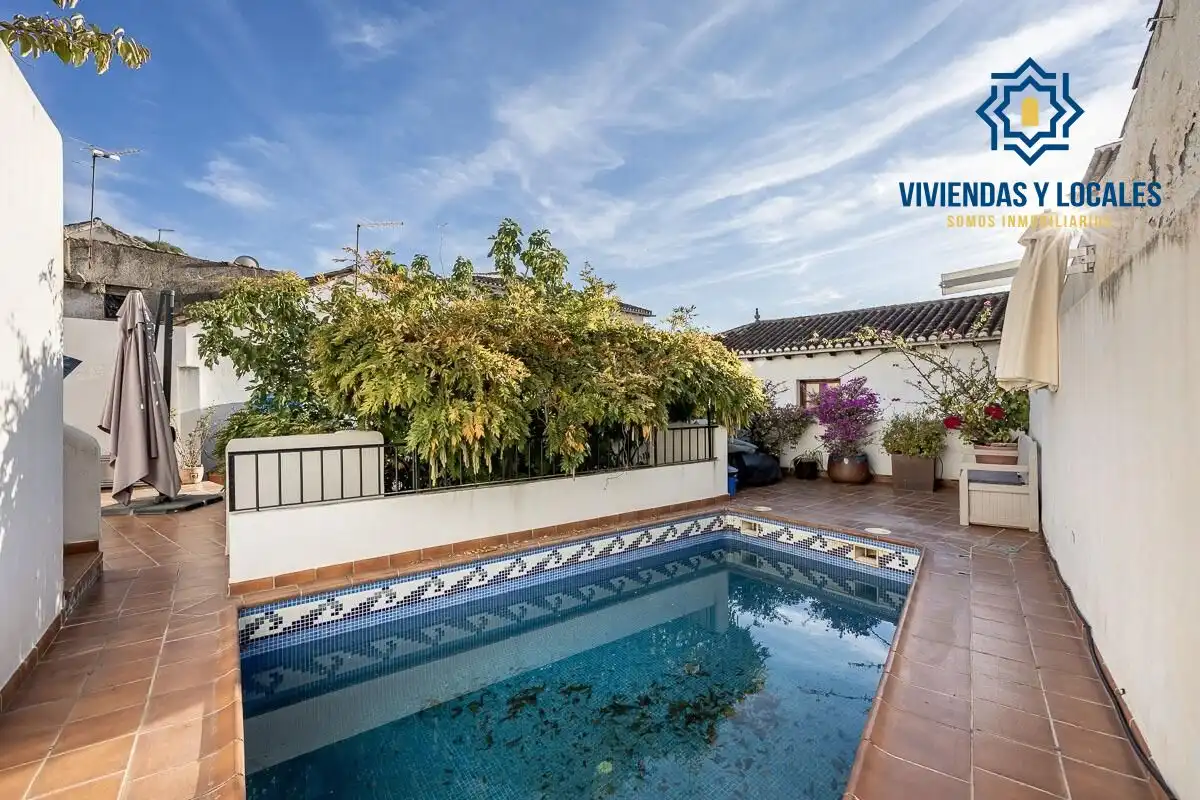 Maison avec terrasse à vendre à Calle PERNALEROS BAJO