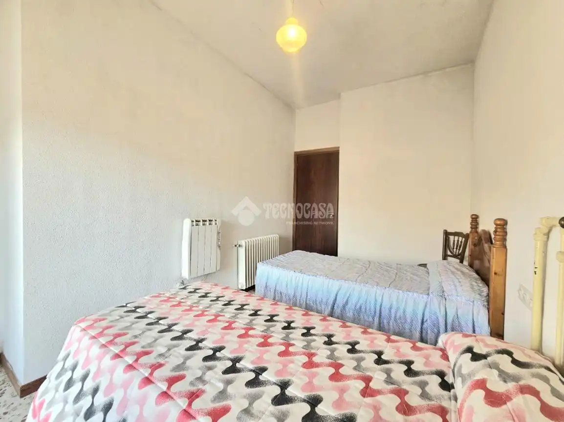 Habitación de Casa adosada en venta en El Tiemblo 