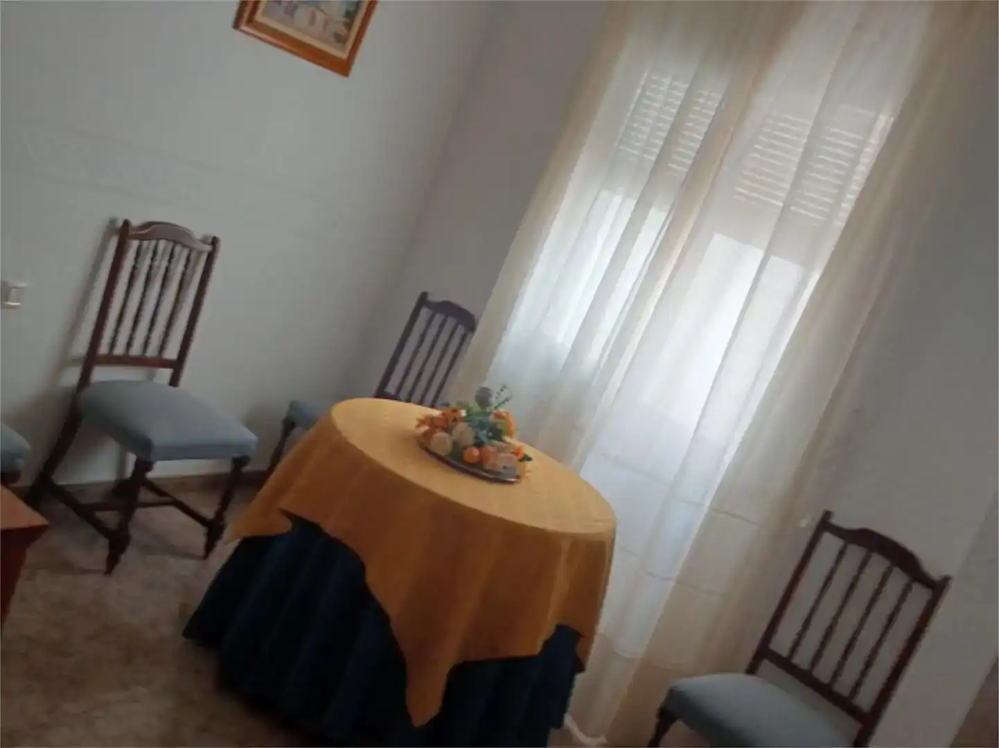 Comedor de Piso de alquiler en Luque con Amueblado