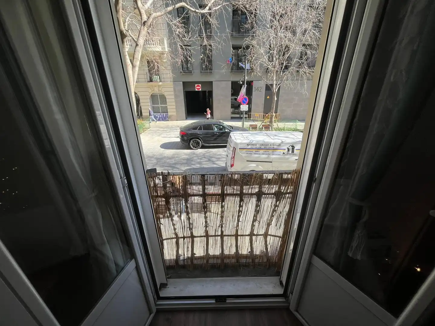 Terrasse von Erdgeschoss zum Verkauf in  Barcelona Capital mit Klimaanlage, Heizung und Parkett