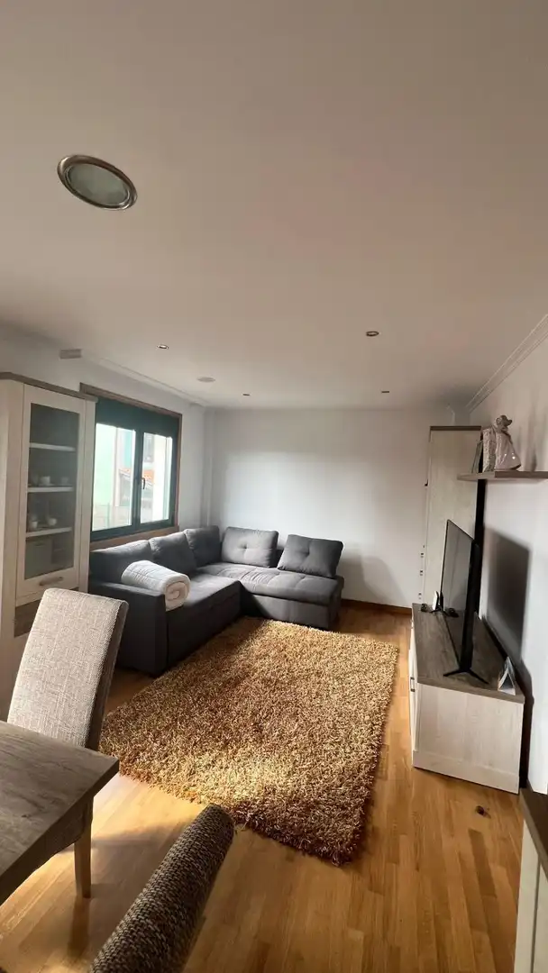 Sala de estar de Casa o chalet en venta en Oleiros con Jardín privado y Amueblado