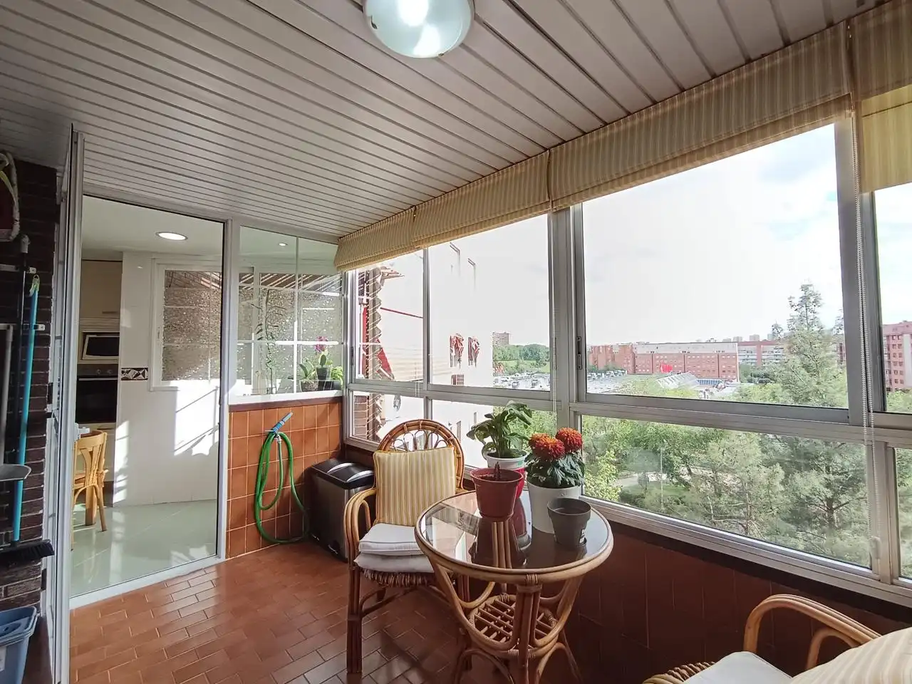 Terraza de Piso en venta en Madrid con Aire acondicionado, Calefacción y Jardín privado