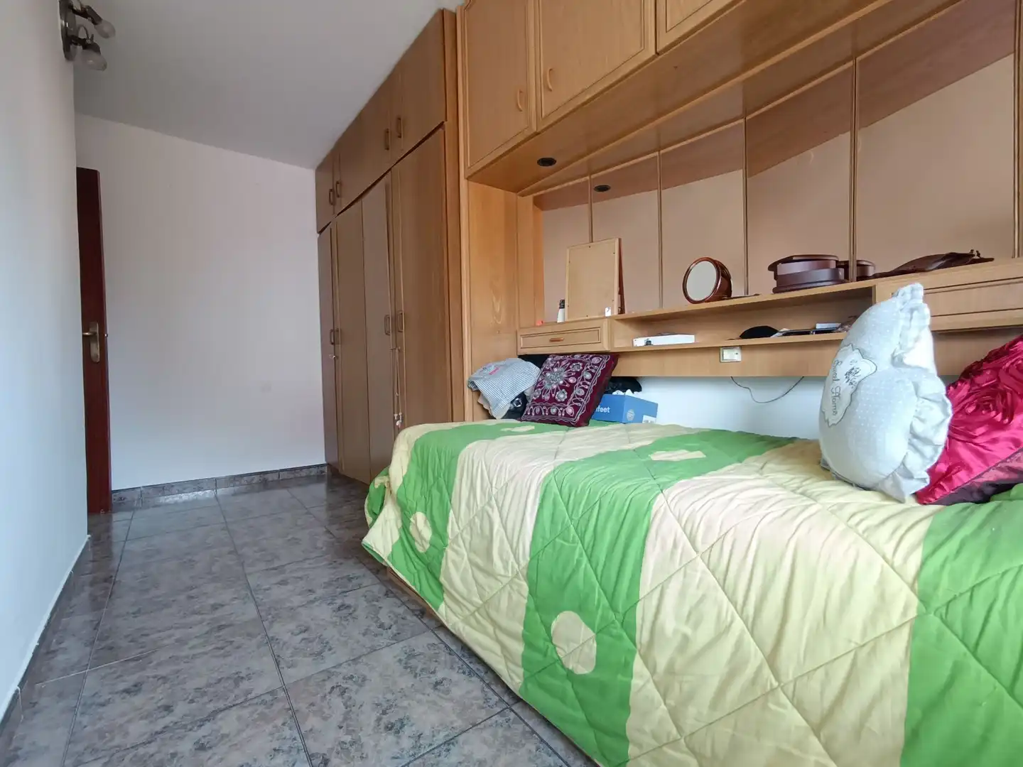 Habitación de Piso en venta en Badalona con Calefacción