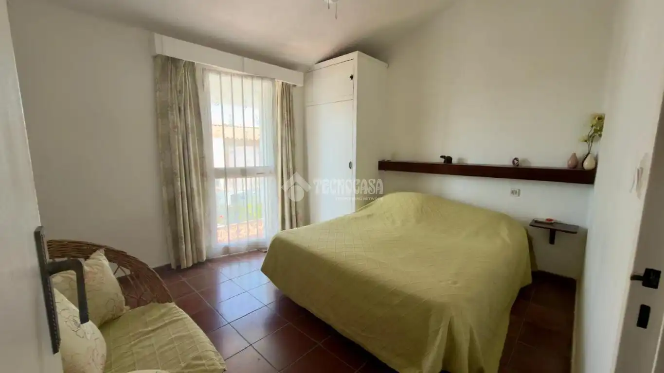 Habitación de Casa adosada en venta en Los Barrios con Aire acondicionado, Calefacción y Balcón
