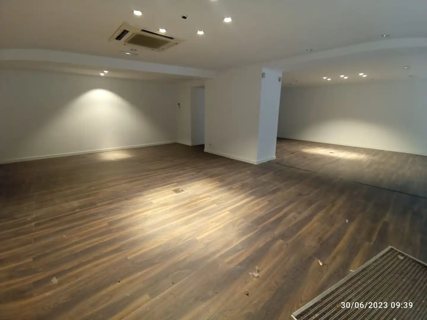 Local comercial en alquiler en Carrer de la Ciutat, imagen 13