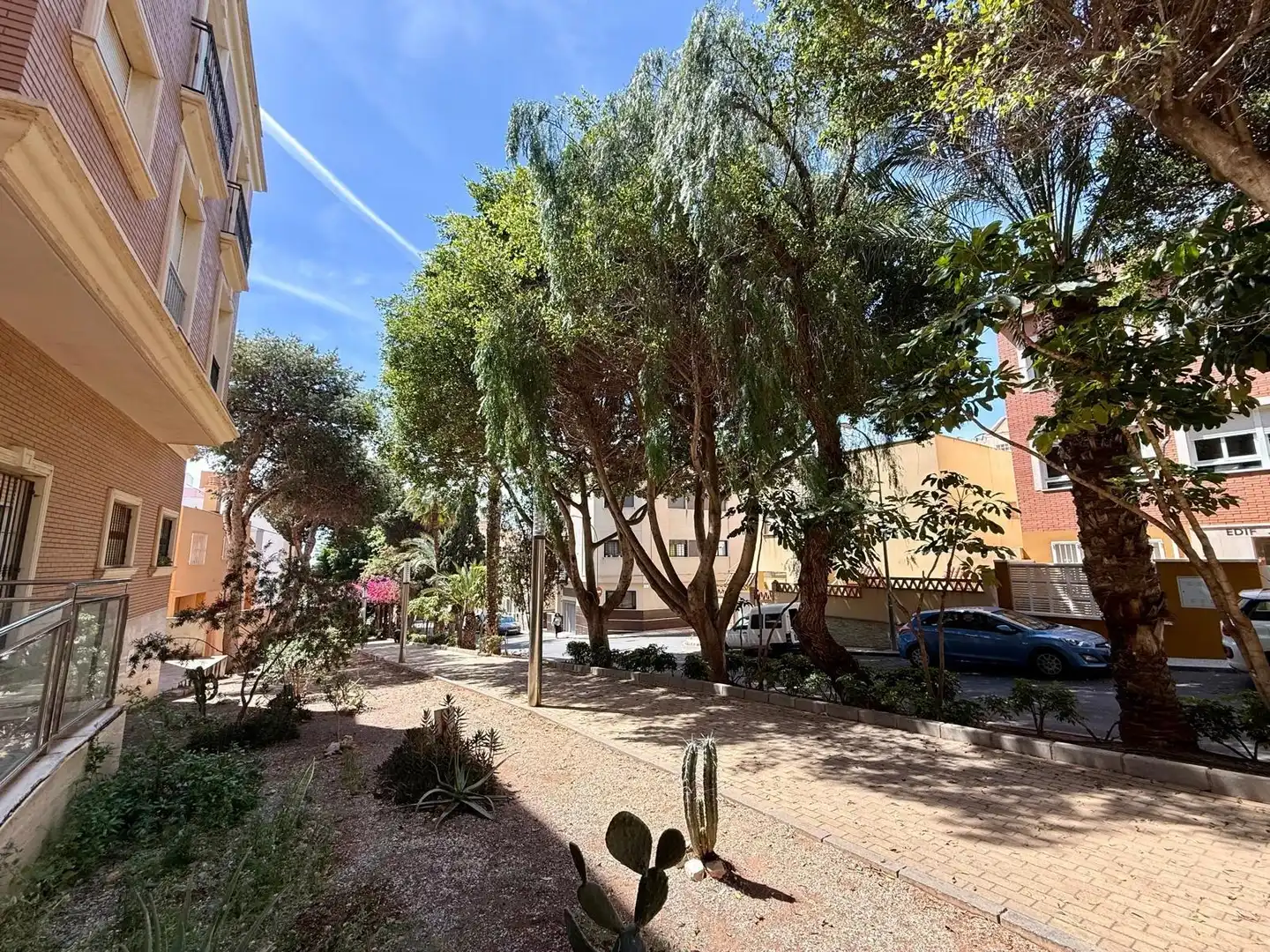 Außenansicht von Wohnung zum Verkauf in Roquetas de Mar mit Alarm