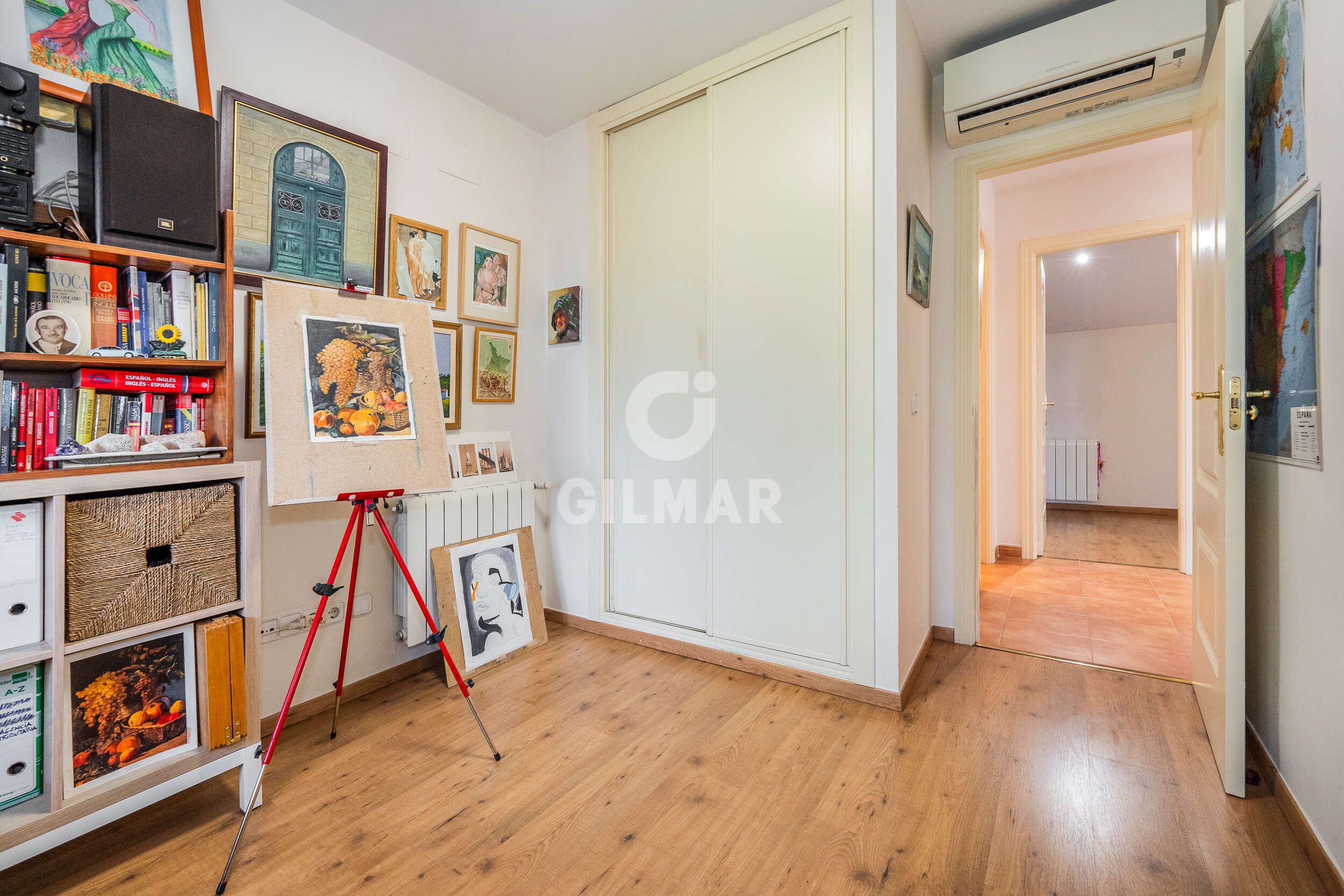 Casa adosada en venda en  Madrid Capital amb Calefacció i Jardí privat