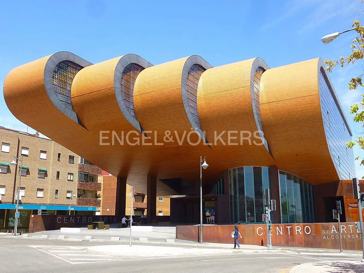 Exterior view of Garage for sale in Alcobendas