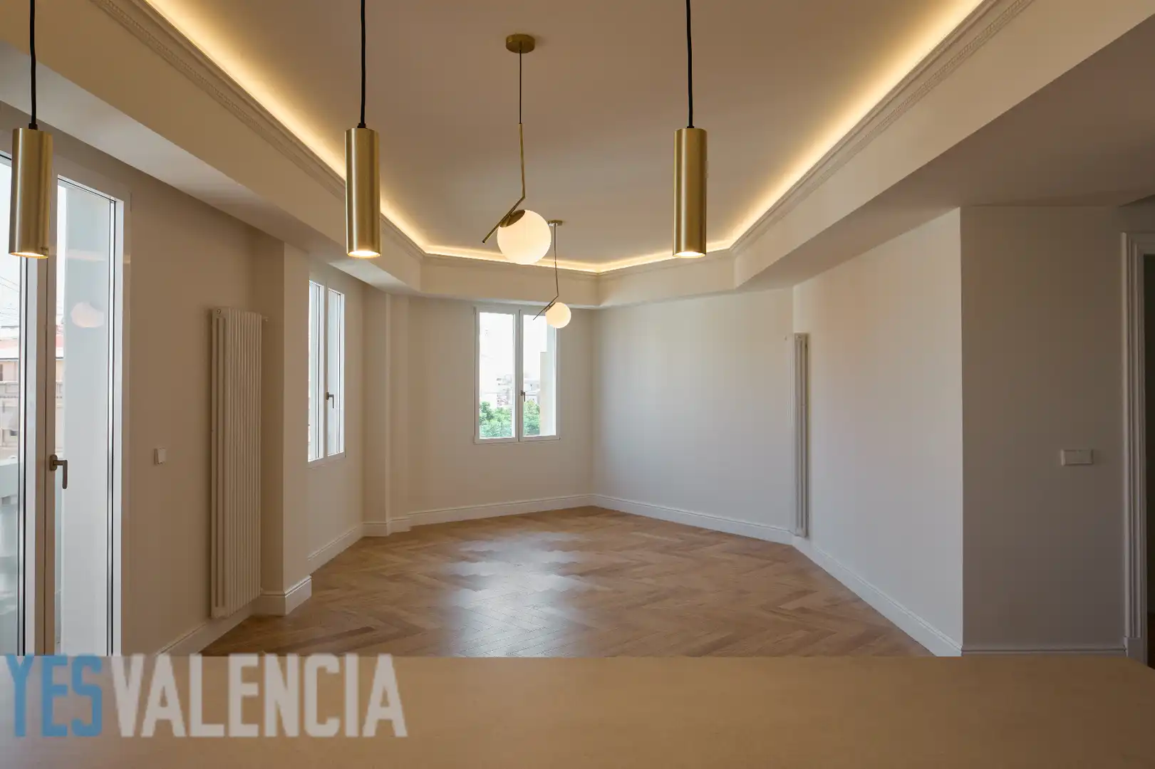 Piso con terraza en venta en Carrer de l'Erudit Orellana, imagen 10