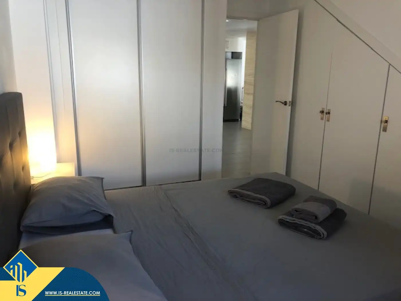 Schlafzimmer von Haus oder Chalet zur Miete in Torrevieja mit Klimaanlage, Terrasse und Schwimmbad