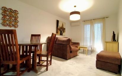 Living room of Apartment for sale in Alcalá de Guadaira  with Air Conditioner, Heating and Parquet flooring